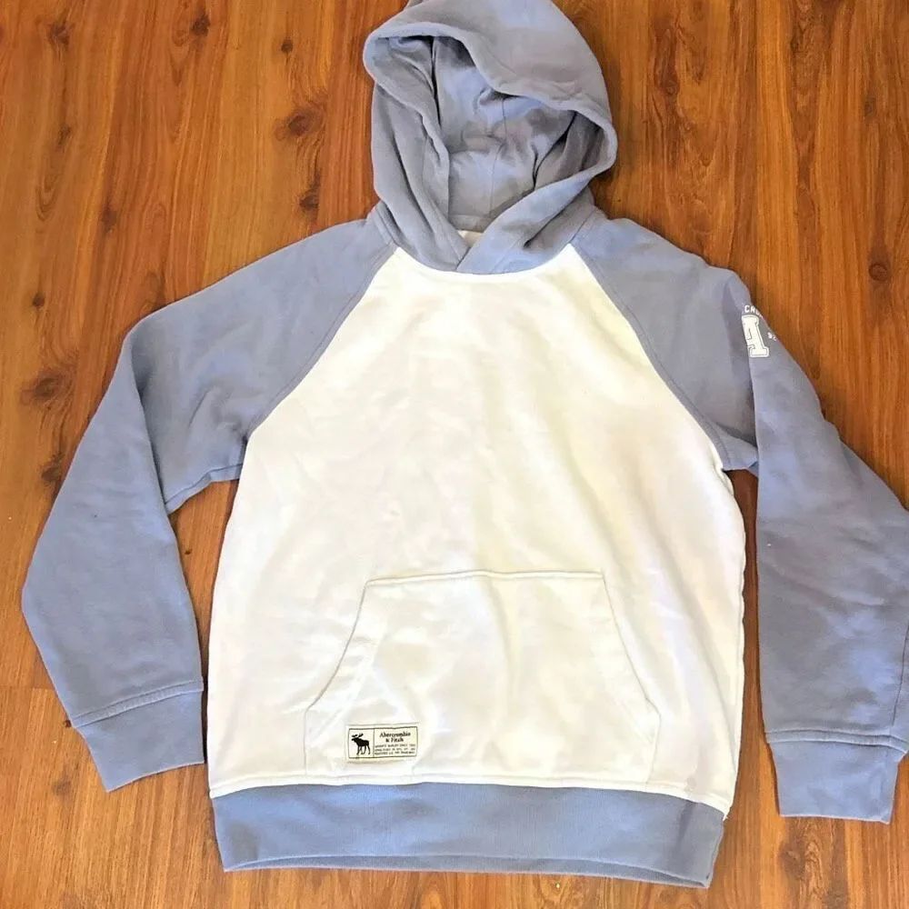 Abercrombie kids hoodie blue and white sweatshirt 9/10